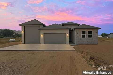 2935 Cottonwood Ln, Emmett, ID 83617