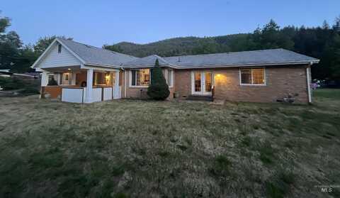 139 113th Street, Orofino, ID 83544