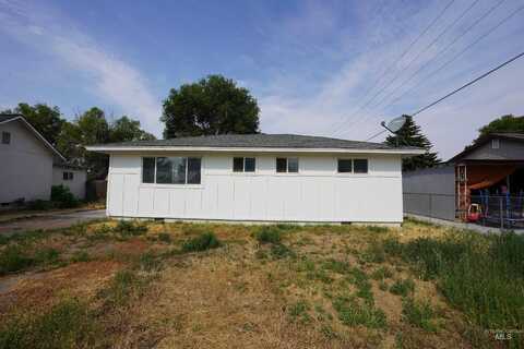 1421 B Street, Heyburn, ID 83336