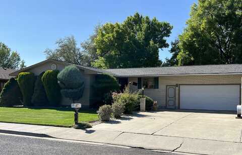 389 Crestview Dr, Twin Falls, ID 83301