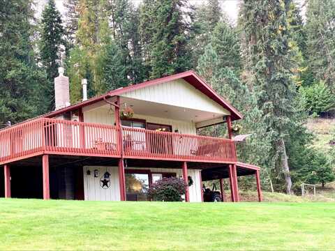 1851 Highway 99, Troy, ID 83871