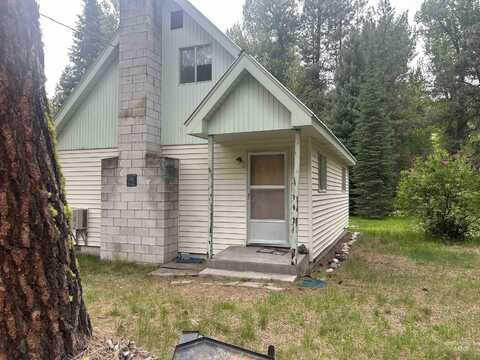 2017 N Pine-Featherville Dr., Pine, ID 83647