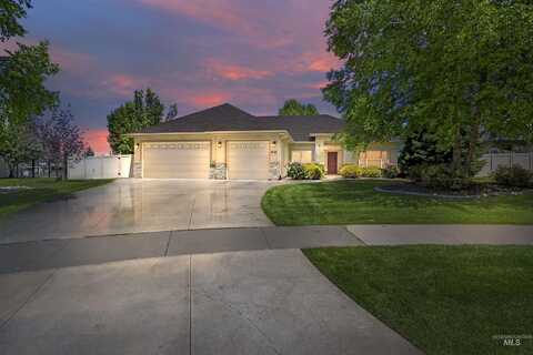 4160 W Pine Meadows Dr, Eagle, ID 83616