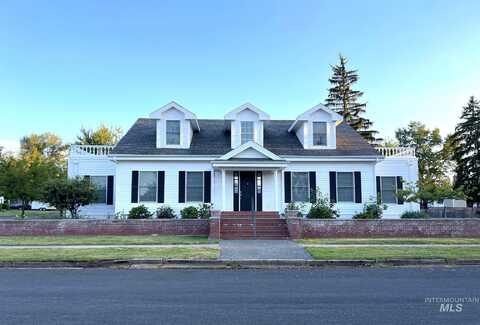 404 S Hall St, Grangeville, ID 83530