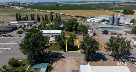 308 Boyd St W, Murtaugh, ID 83344