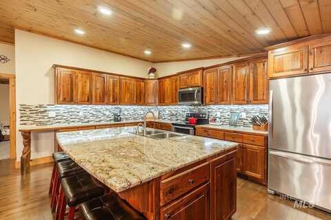 24050 Tiger Ln., Caldwell, ID 83607