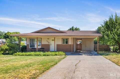 1185 E Court St, Weiser, ID 83672