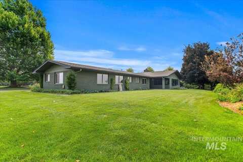 1960 SW 3rd Ave, Fruitland, ID 83619