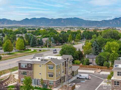 310 S Cherrywood Dr, Lafayette, CO 80026