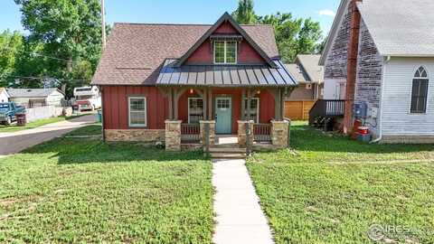 730 6th St, Berthoud, CO 80513