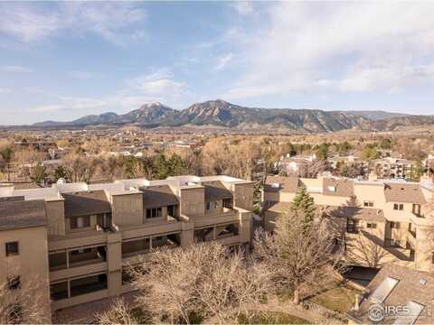 2946 Kalmia Ave, Boulder, CO 80301