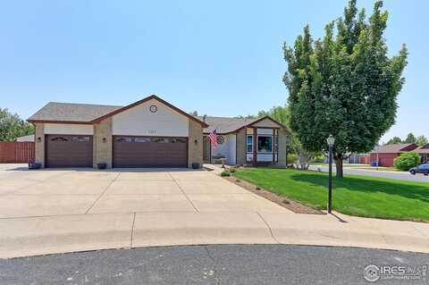 1123 Country Acres Dr, Johnstown, CO 80534