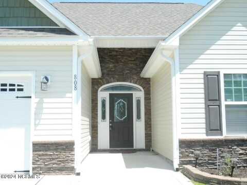 808 Solomon Drive, Jacksonville, NC 28546