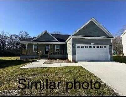 105 Killis Boulevard, Richlands, NC 28574