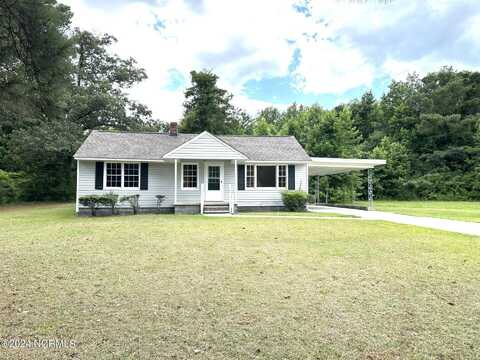 634 Haw Branch Road, Richlands, NC 28574