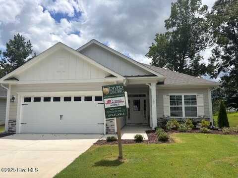 107 Firethorn Circle, Wallace, NC 28466