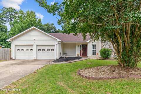 2032 Hunters Ridge Drive, Midway Park, NC 28544