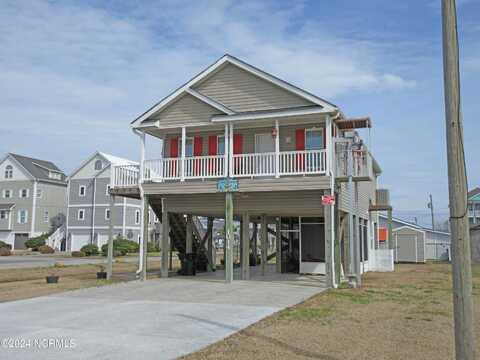 1014 1st Street, Surf City, NC 28445