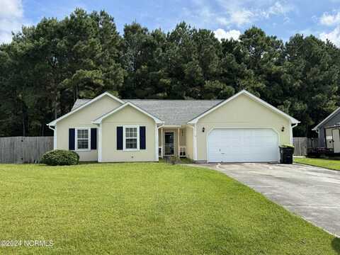 131 Daphne Drive, Hubert, NC 28539