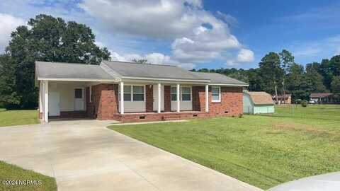 19 Collins Drive, Midway Park, NC 28544