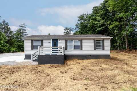 254 Baumgartner Rd, Harriman, TN 37748