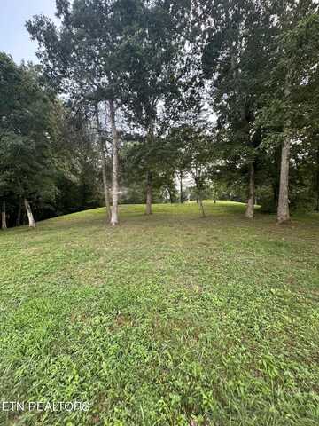 E East Deer Creek Drive Drive, Crossville, TN 38571