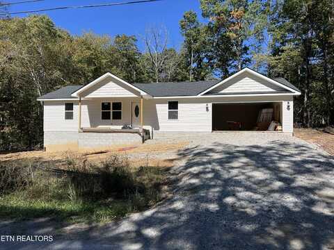 1105 Natchez Trace, Crossville, TN 38572