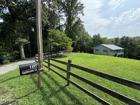 1487 Sunbeam Lane, Dandridge, TN 37725