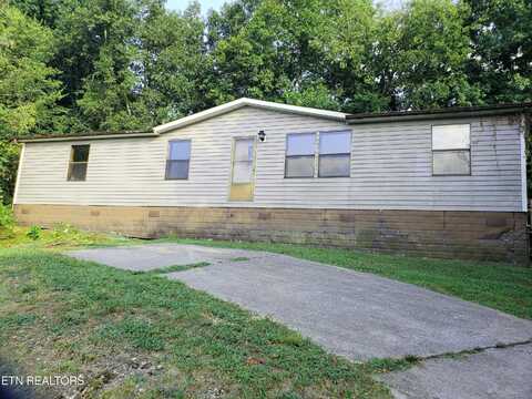 421 Old Piney Rd, Maryville, TN 37803