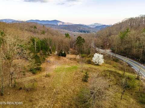 5732 Morgan County Hwy, Lancing, TN 37770