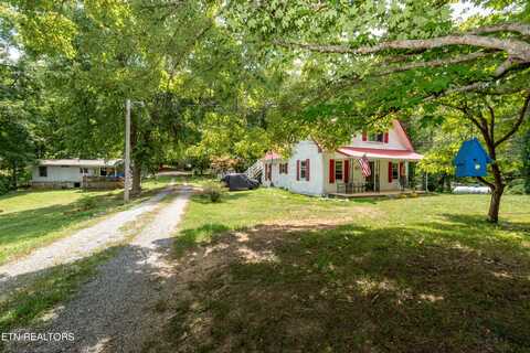 4402 Cambridge Rd, Walland, TN 37886