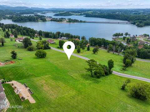 2447 Starboard Crest Rd, Morristown, TN 37814
