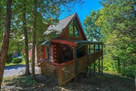 929 Buck Way, Sevierville, TN 37876