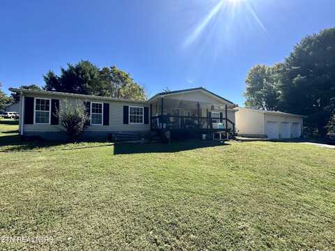 306 Mullis Lane, Jacksboro, TN 37757