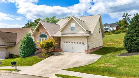 8341 Shoregate Lane, Knoxville, TN 37938