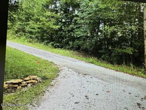 5 Ac Robbins Drive, Crossville, TN 38572