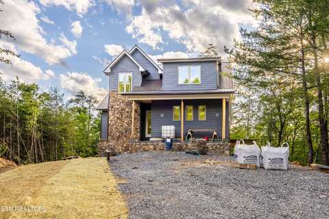 450 Hawken Drive, Walland, TN 37886