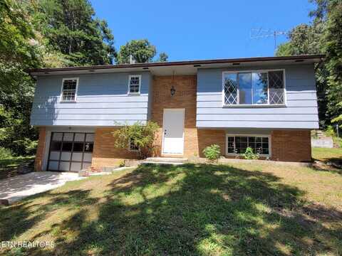 211 Montcrest Drive, Harriman, TN 37748