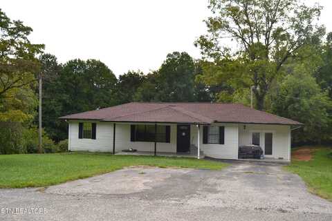 214 Clear Lake Drive, Jacksboro, TN 37757