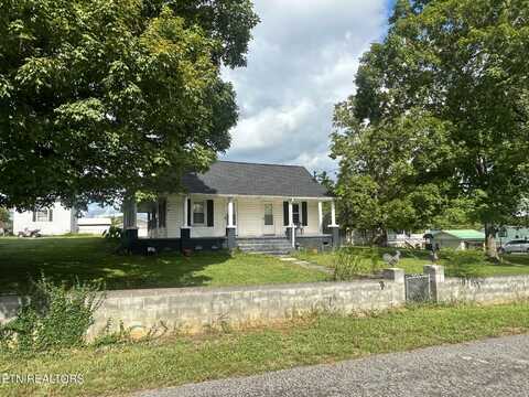 204 Queener St, Jacksboro, TN 37757