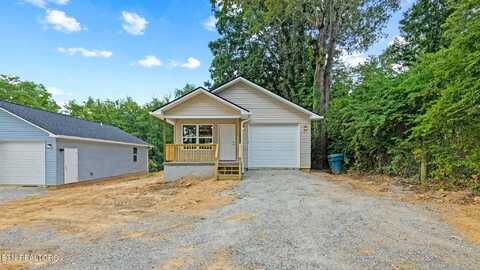 328 Dayton Ave, Crossville, TN 38555