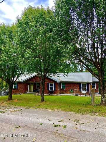 291 E Hill Rd, Gainesboro, TN 38562