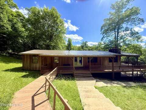 555 Lake Lane, New Tazewell, TN 37825