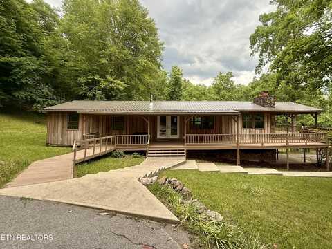 555 Lake Lane, New Tazewell, TN 37825