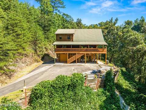 817 Boone Acres Lane, Pigeon Forge, TN 37863