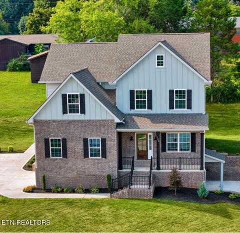 290 Caulderwood Lane, Lenoir City, TN 37771