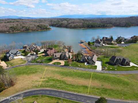 220 Starling Drive, Vonore, TN 37885