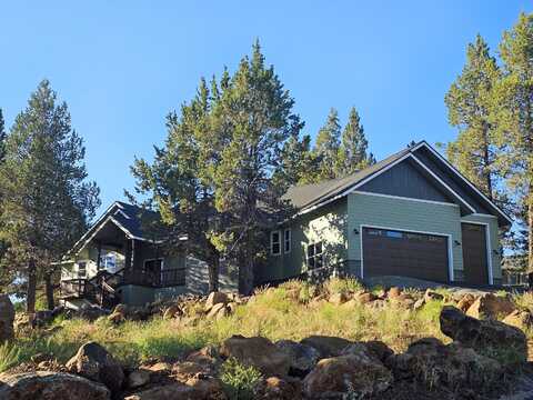 12041 Turnstone Drive, Klamath Falls, OR 97601