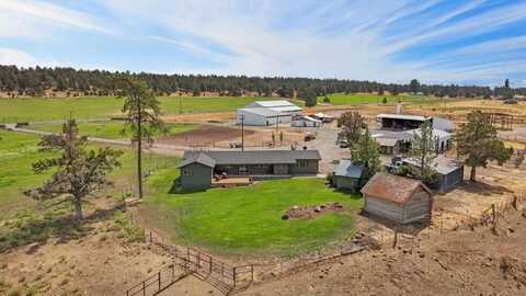 7122 E Langell Valley Road, Bonanza, OR 97623