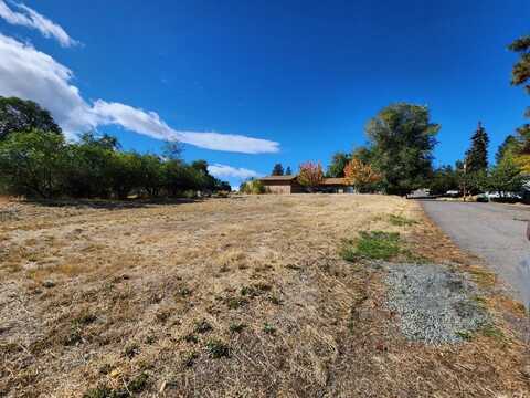 Lots 2 & 3 Addison Street, Klamath Falls, OR 97601